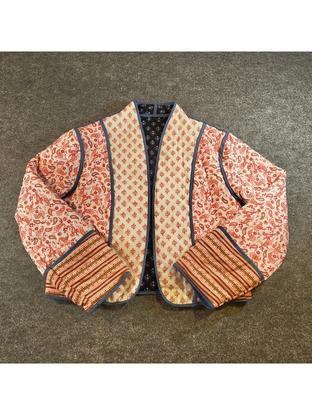 Patchwork Quilted Jacket Mixed Print Boho Artisan Style Women’s Medium